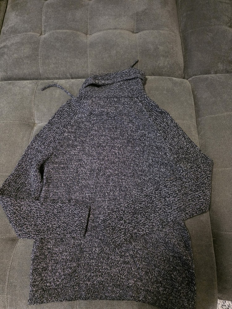 express mens sweater medium