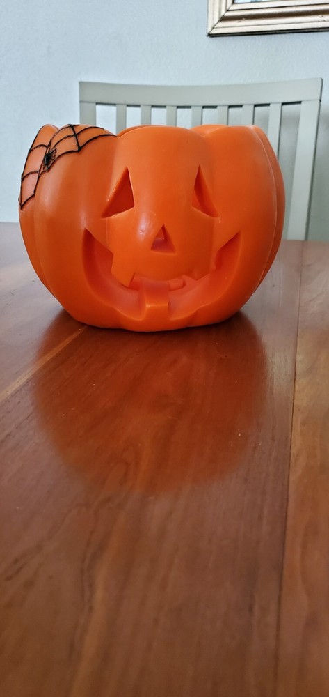 White Barn Wax Jack-o-lantern