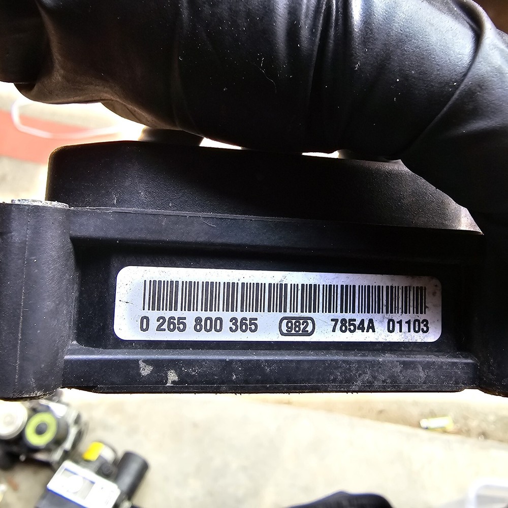 04-06 Camry solara EBCM Electronic Brake Control Module ABS 0265800365