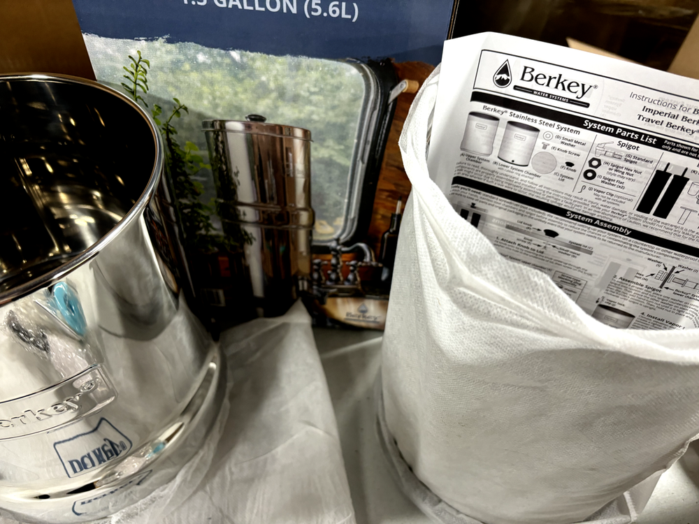 Travel Berkey 1.5 Gallon Water Purification System - (OPENBOX) NEW see descript