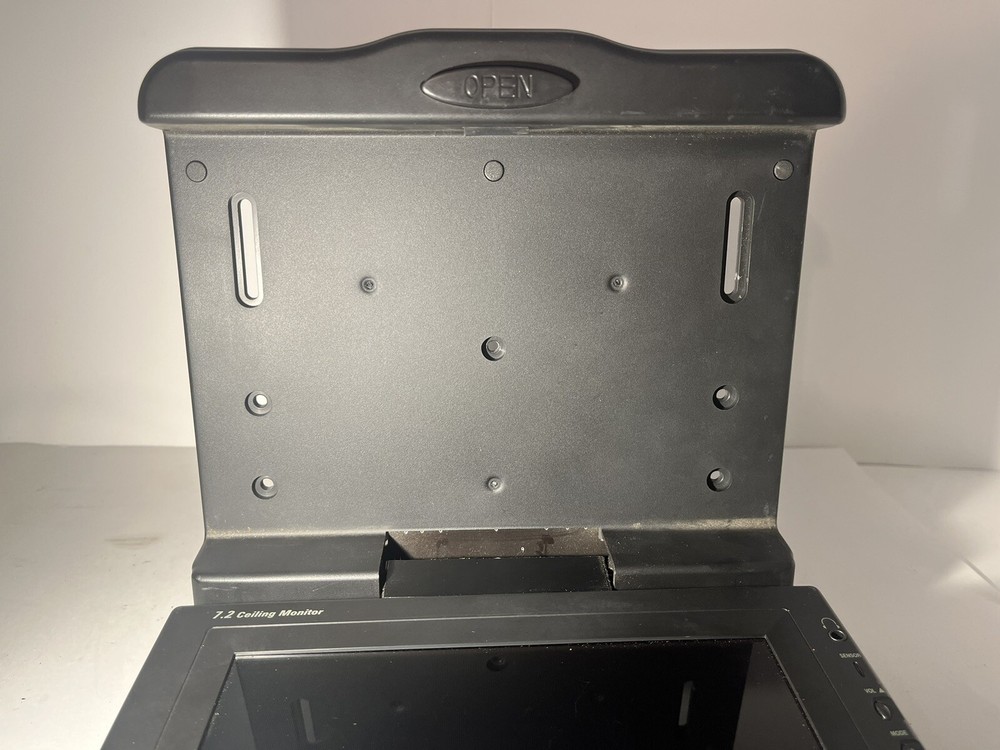 7.2" LCD ceilling monitor