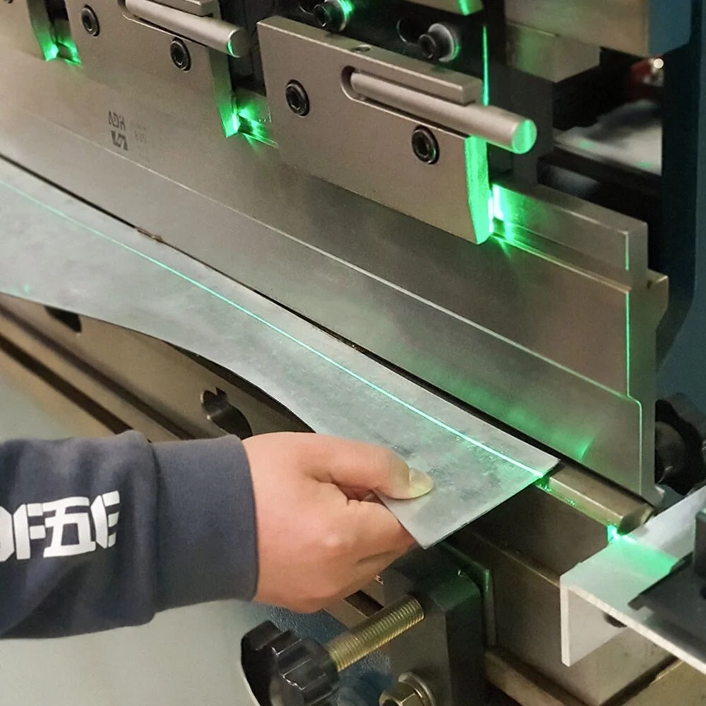 Sheet Metal Bending Alignment Tool, Precision Guide for Press Brake Calibration-