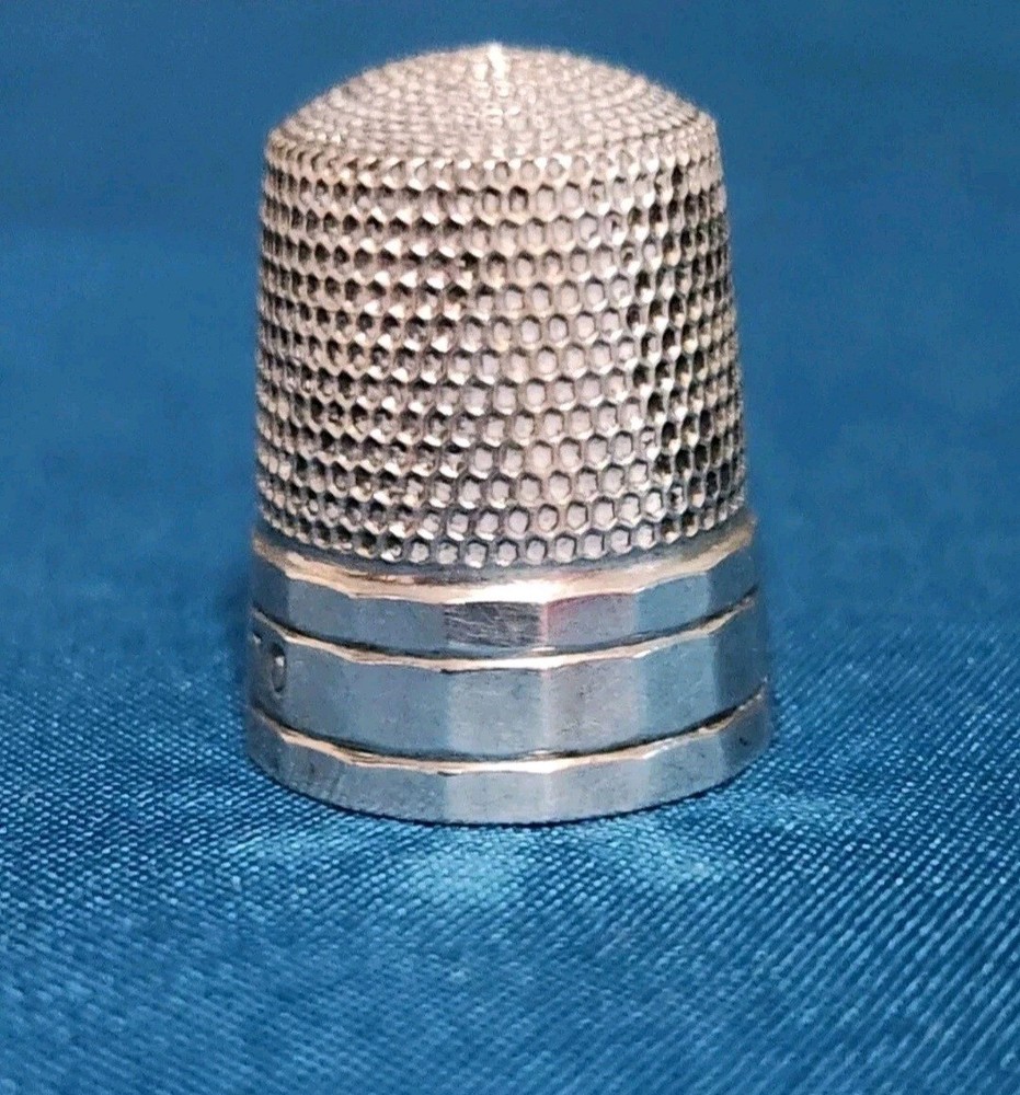 Antique Simons Bros Co Sterling Silver Thimble (Size 10)