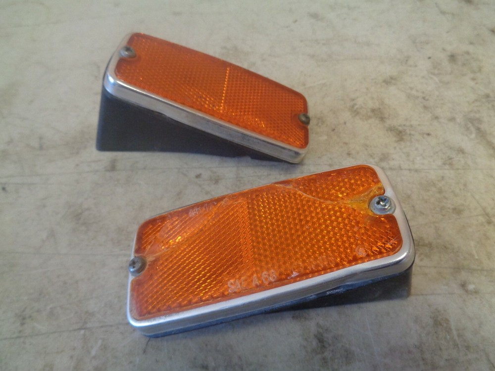 1982 YAMAHA 650 MAXIM SIDE REFLECTORS