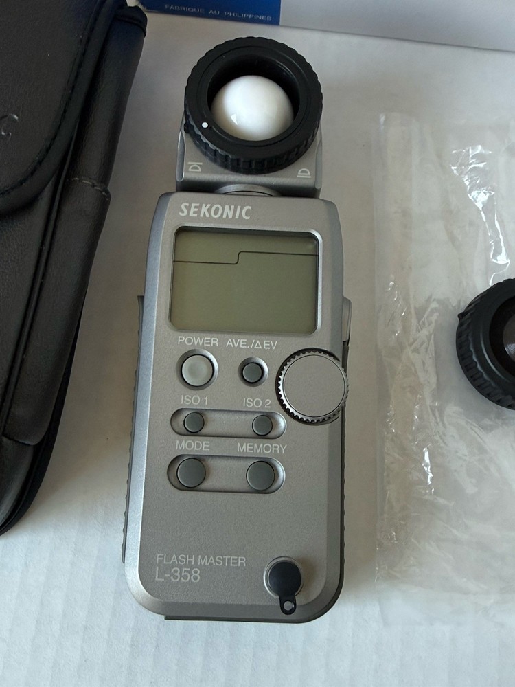 Sekonic L-358 Flash Master Digital Light Meter Silver Mint Condition