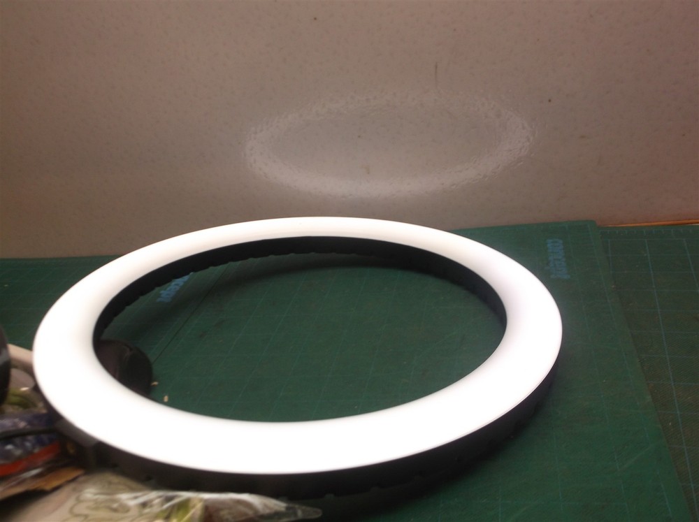 RGB ring light no accessories light only