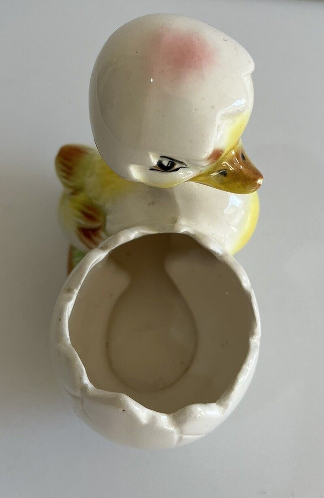 Vintage Ceramic Decorative Easter Egg Holder With Cute Duckling