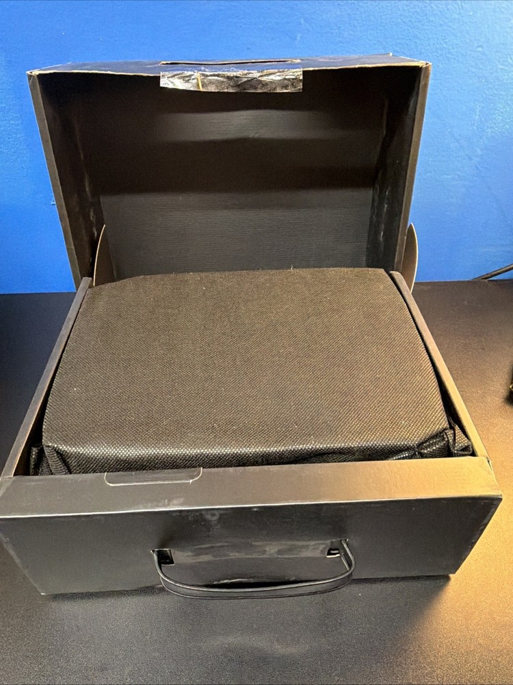 Saramonic UWMIC9S-KIT1 UHF WIRELESS MICROPHONE SYSTEM