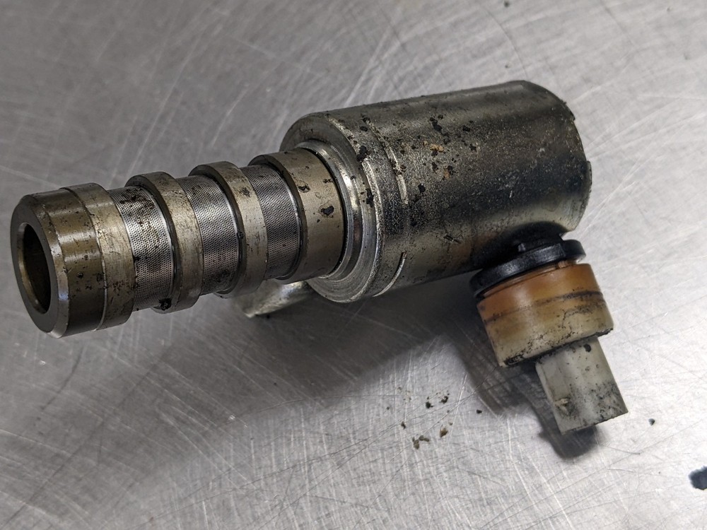 Intake Variable Valve Timing Solenoid For 15-18 Ford Edge 3.5