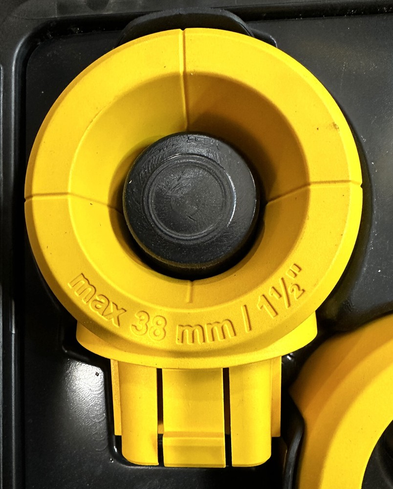 DEWALT DWH050 Large Hammer Dust Extraction - Hole Cleaning