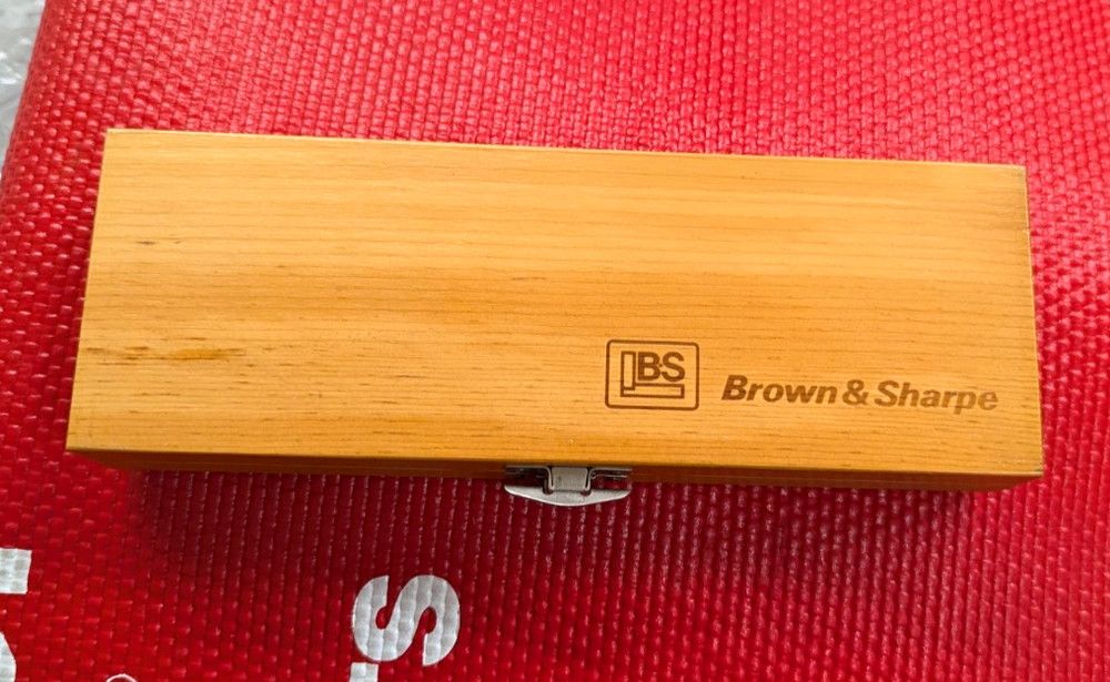 BROWN & SHARPE DIGIT CAL II CALIPER