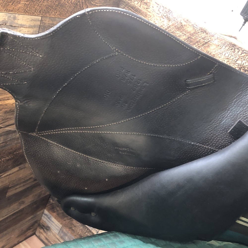 17.5" Voltaire Lexington PRO Saddle 2AA - Buffalo