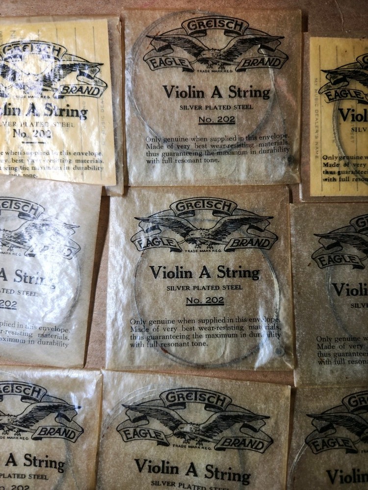 Vintage Gretsch Eagle Brand Violin Strings – Gut No. 202 – 12 Unopened A Strings