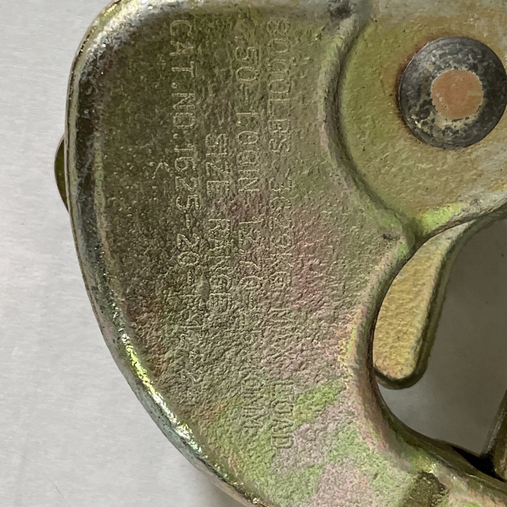 NEW Klein Tools Chicago Grip Cable Puller Heavy Duty Wire Pulling 8k Lb