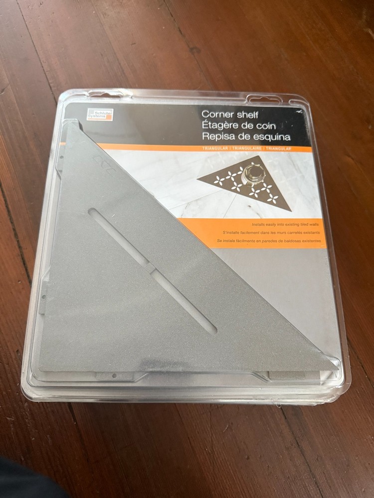 Schluter Systems Shelf Triangular Corner Pure Pewter SES1D7TSG