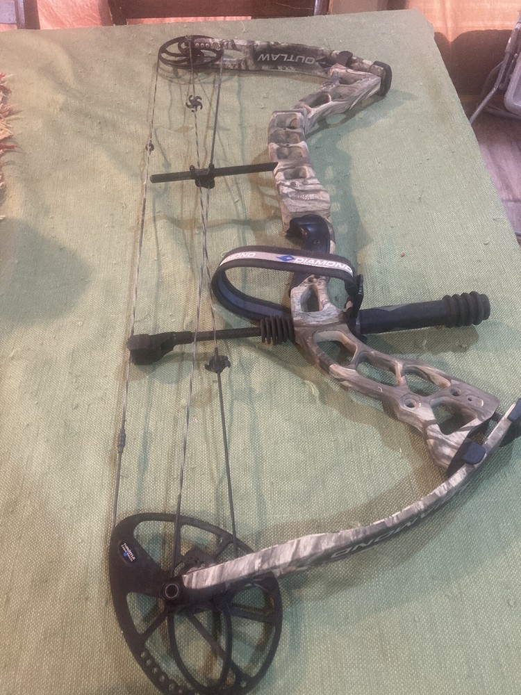 Diamond Outlaw Compound Bow