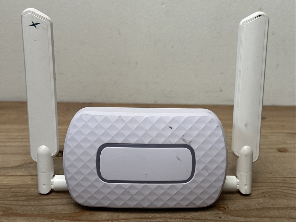 Nielsen UMG2 Universal Meter Gateway Used