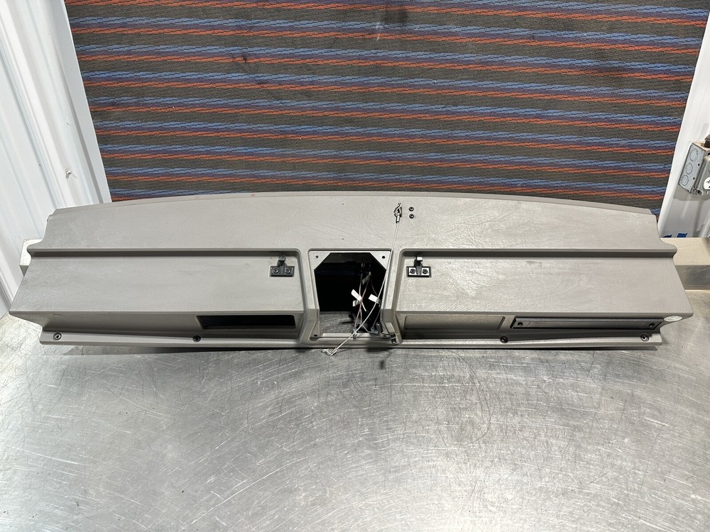 KENWORTH K367-109-5001 CONSOLE-WINDSHIELD UPPER DKSLT