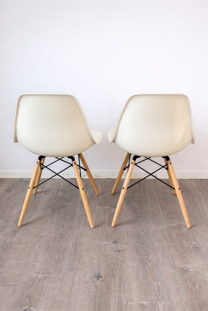 Eames Molded Plastic Side Chairs Set-of-4