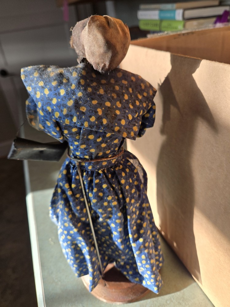 Primitive Dried Apple Face Doll