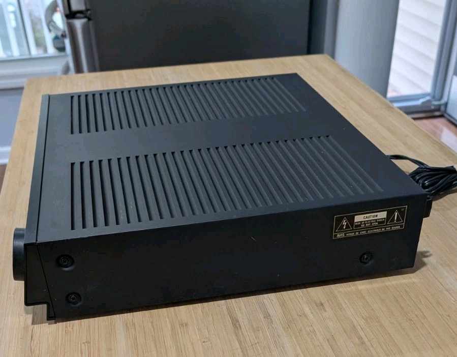 Acoustic Research X-07 Receiver