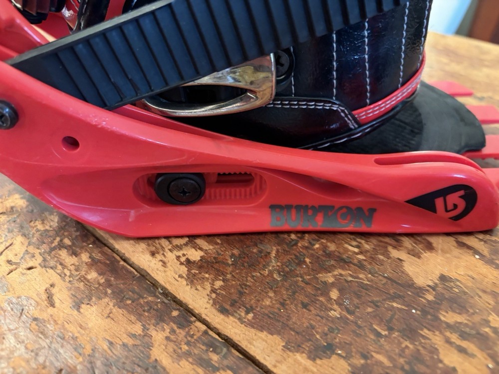 Burton Custom EST Snowboard Bindings Medium Black Red