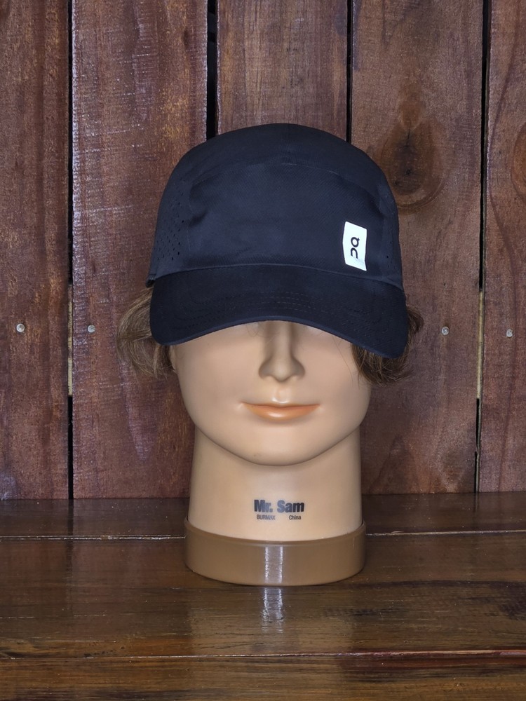 On Cloud Running Lightweight Running Cap Black Reflective