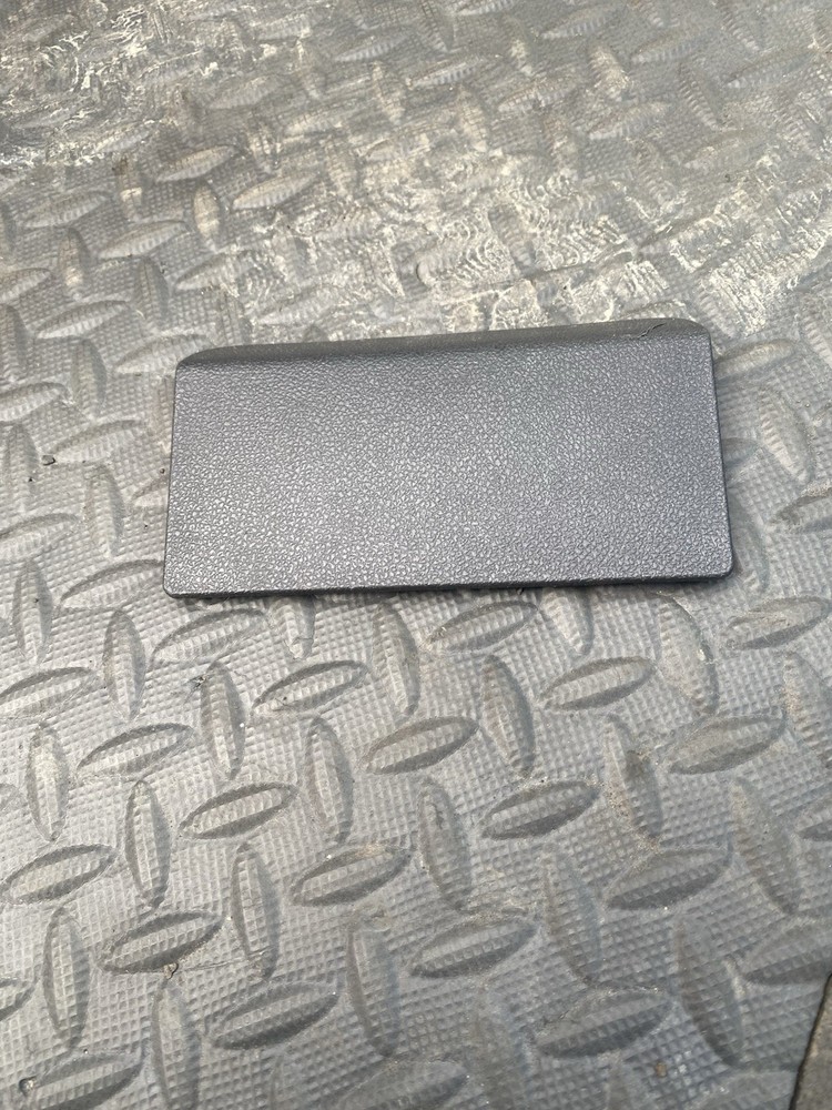 RENAULT CLIO MK3 FRONT SEAT PANEL COVER GREY 2010 MODEL