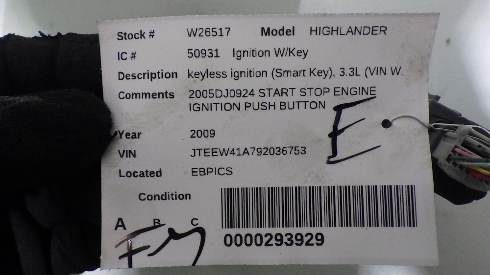 09 TOYOTA HIGHLANDER Start Stop Engine Ignition Push Button 2005DJ0924