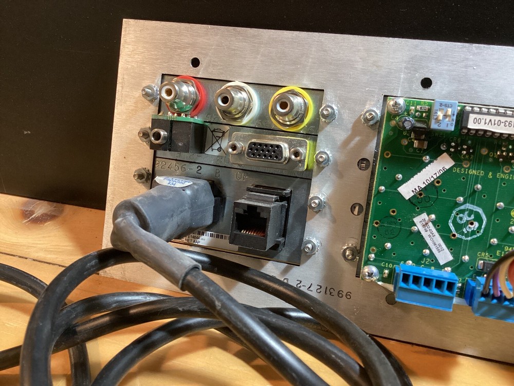 Extron MLC 226 IP DV+ MediaLink Controller Rack Mount