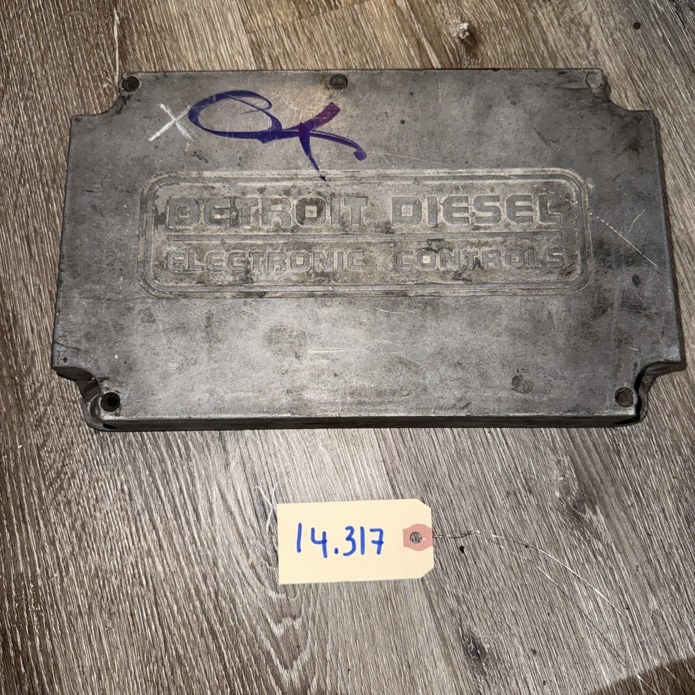 DETROIT DDEC III  ENGINE CONTROL MODULE Missing P/N  ( Core And Broken )