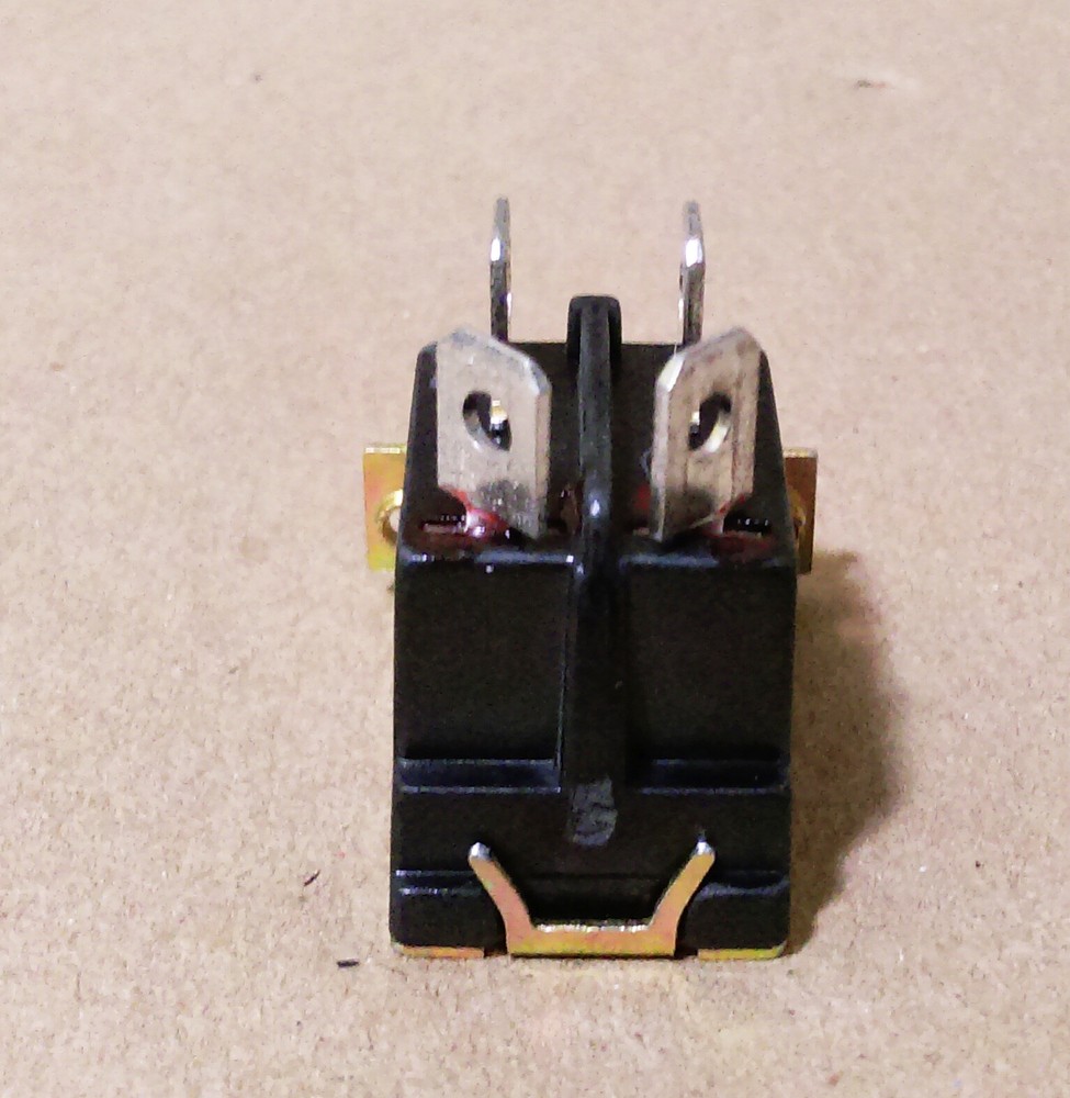 Lot 6: NEW 4-Pin PC Case SelfLocking On/Off Push Button AT Power Supply Switch