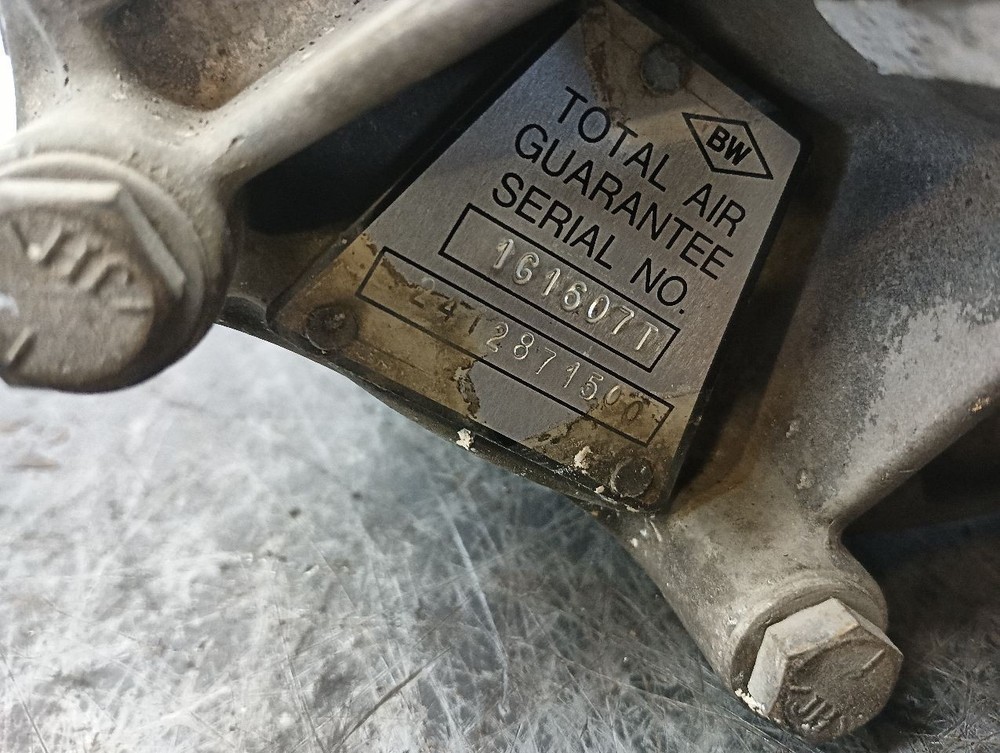 BENDIX AD-9 Air Dryer/Water Separator (11498753