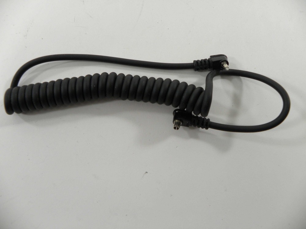 Vivitar PC-31 1m Coiled Shutter Cord