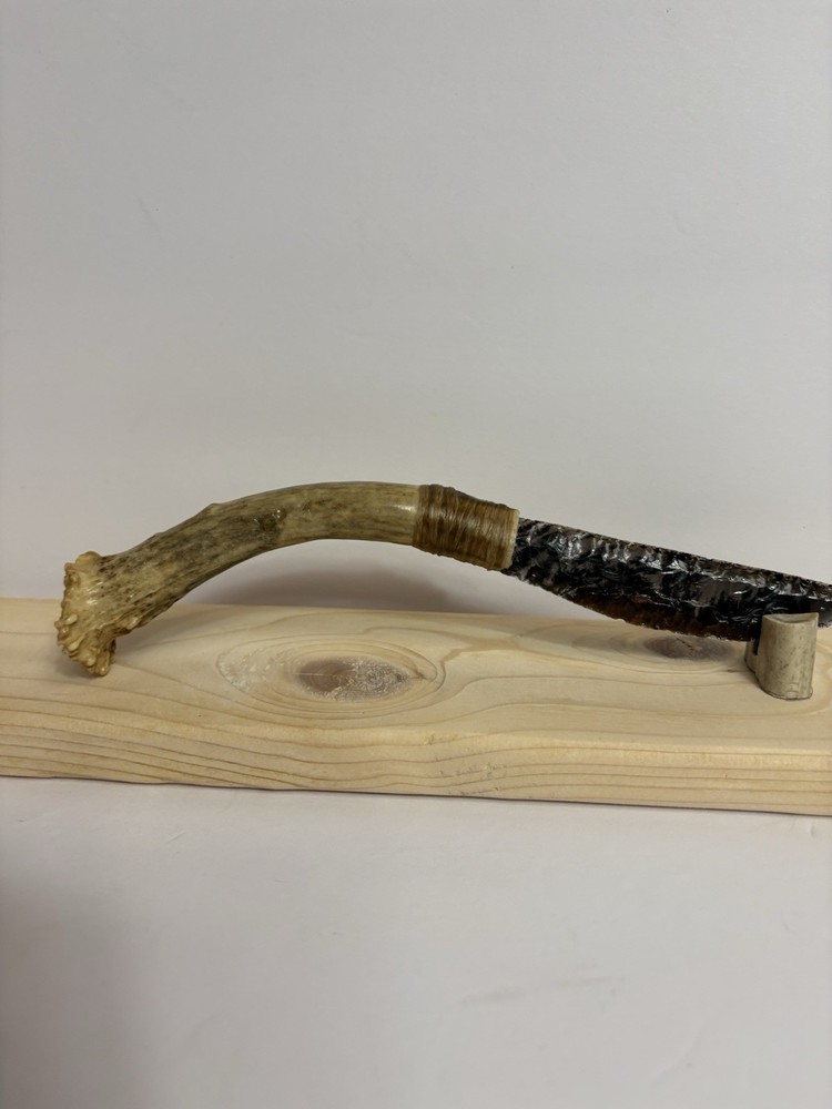flint knapped knife
