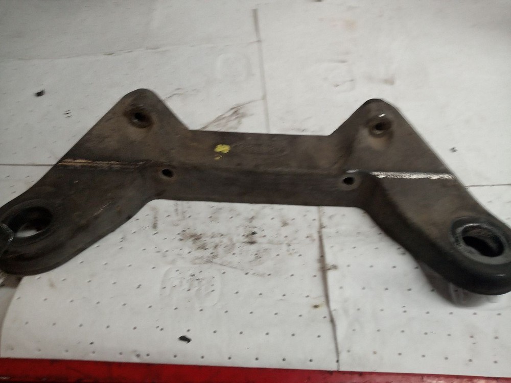 07-08034 Peterbilt 387 Front Engine Mount  (11771220