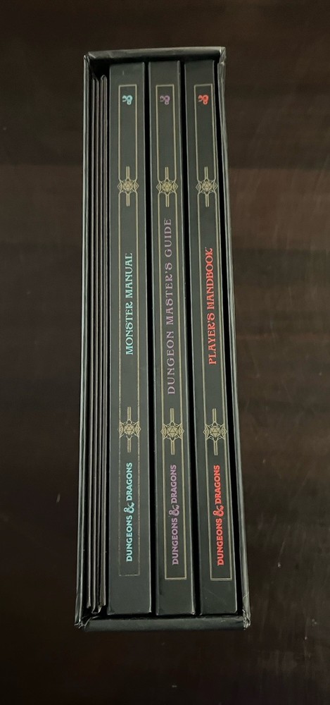 D&D 5e Collector's Edition Boxed set Good Condition