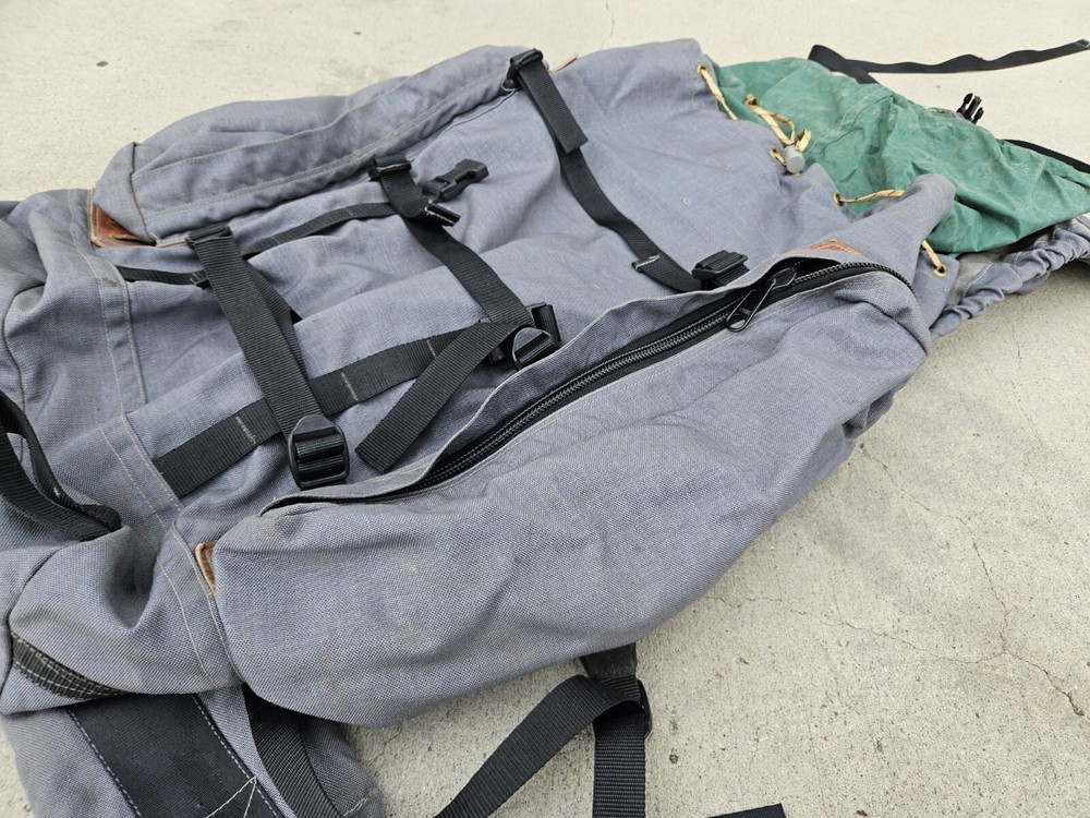 MADDEN Mountaineering Backpack