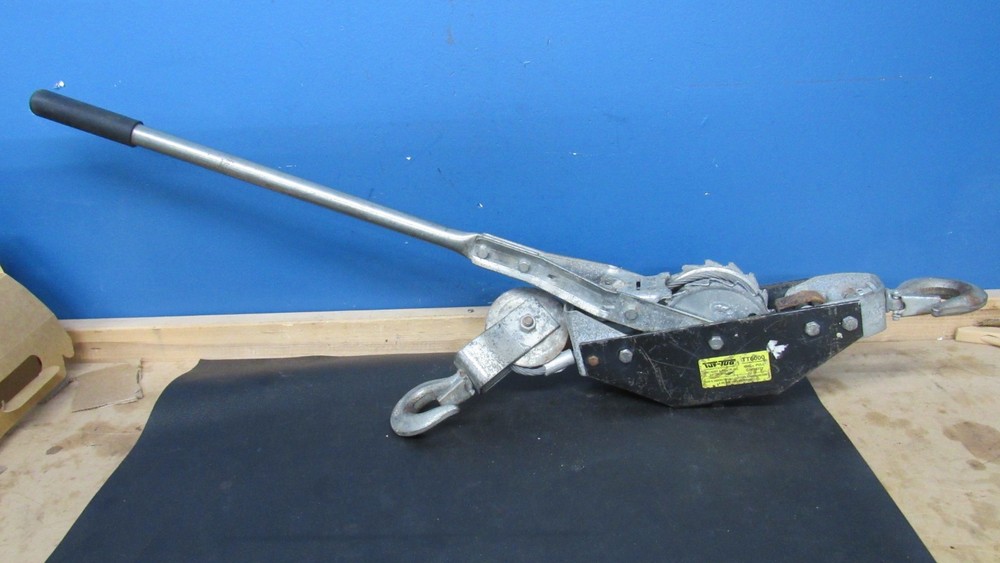 Tuf-Tug TT6000 6000lb cable hoist pull