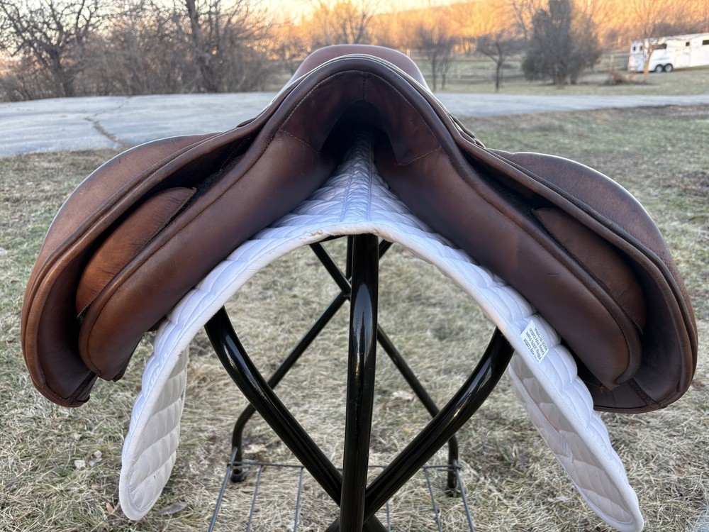 Smith Worthington Stellar Jump Saddle