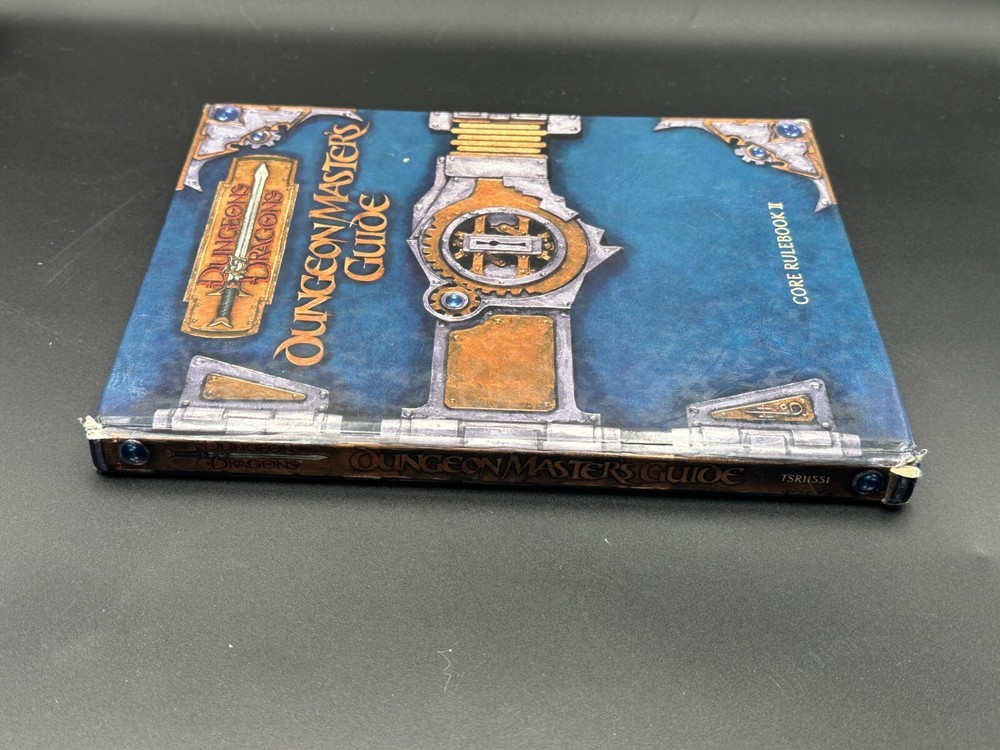 Dungeons & Dragons Dungeon Masters Guide Core Rulebook II First Print 3rd ed