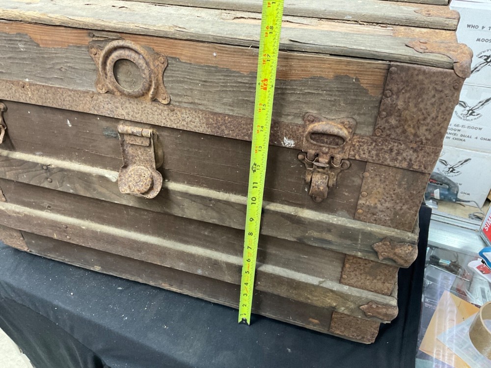 Vintages Trunk