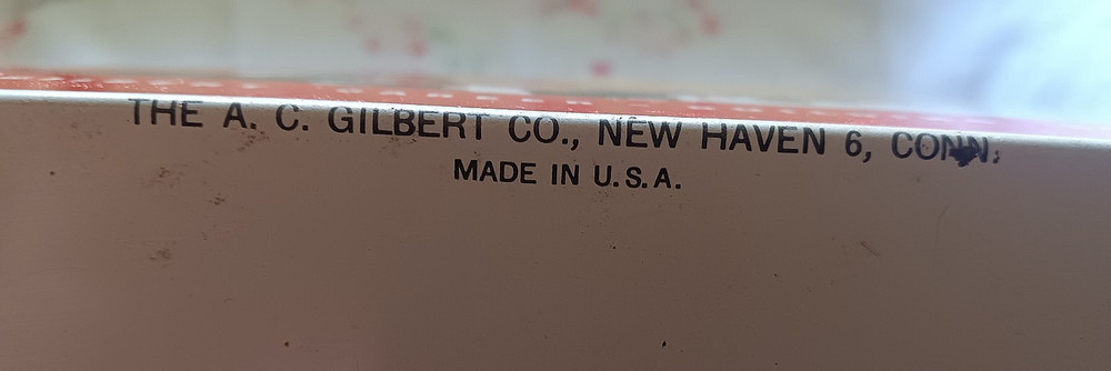 Vintage Gilbert Microscope Lab Set Partially Complete Untested For Display