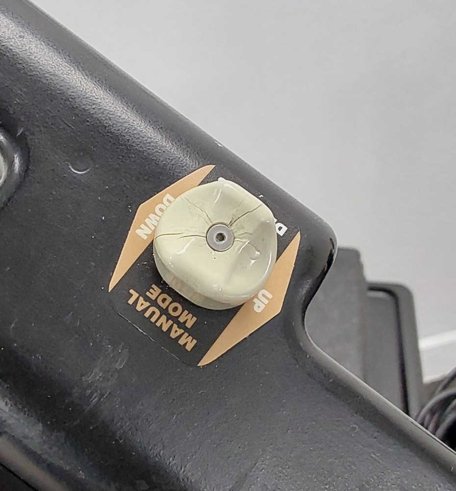 INTUITIVE SURGICAL AESOP 3000 Surgical Robot System