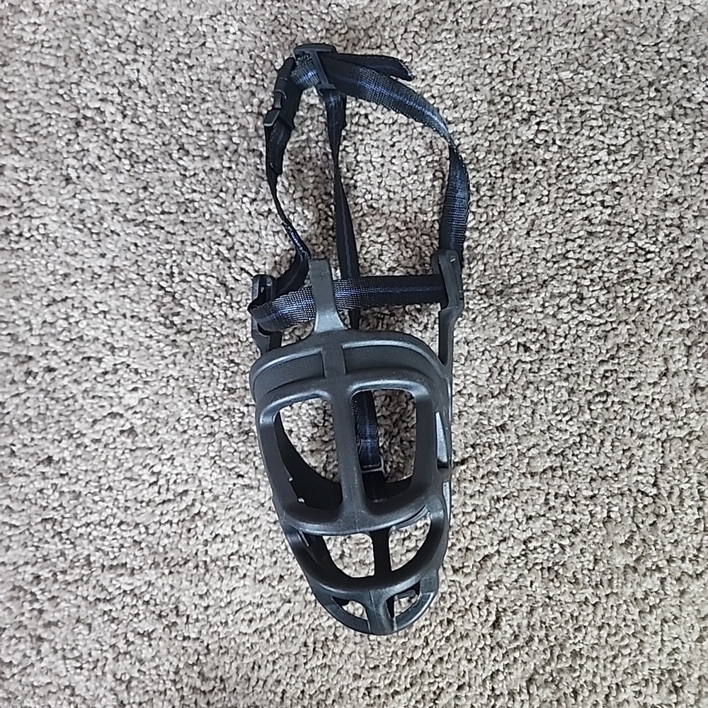 BARKLESS Dog Muzzle, Basket Muzzle For Biting/Chewing, Size L, Black Pre-owned