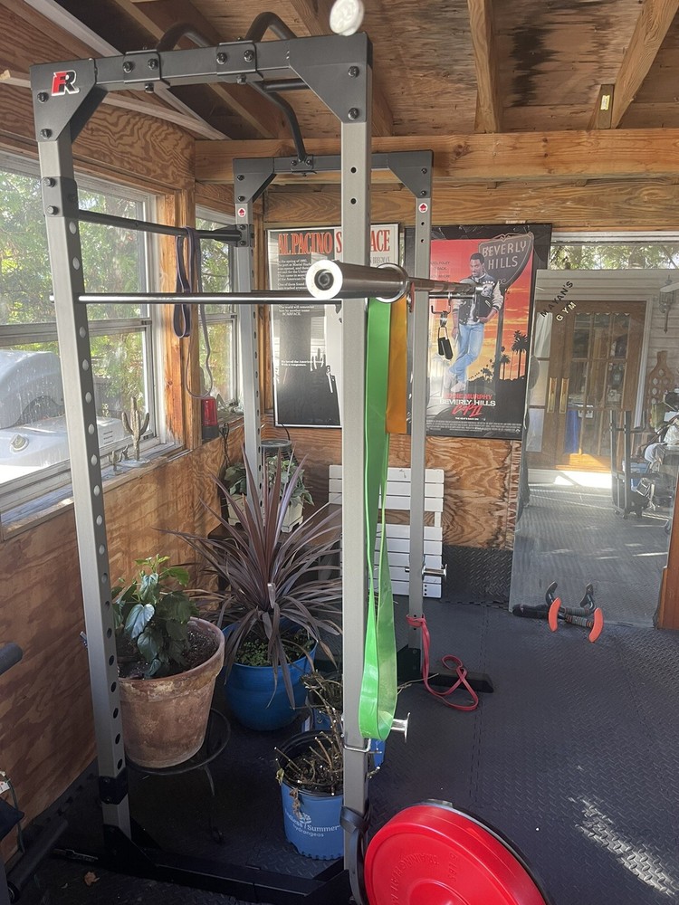Power Cage With Reverse Pull Up Bars + Barbell (65 )