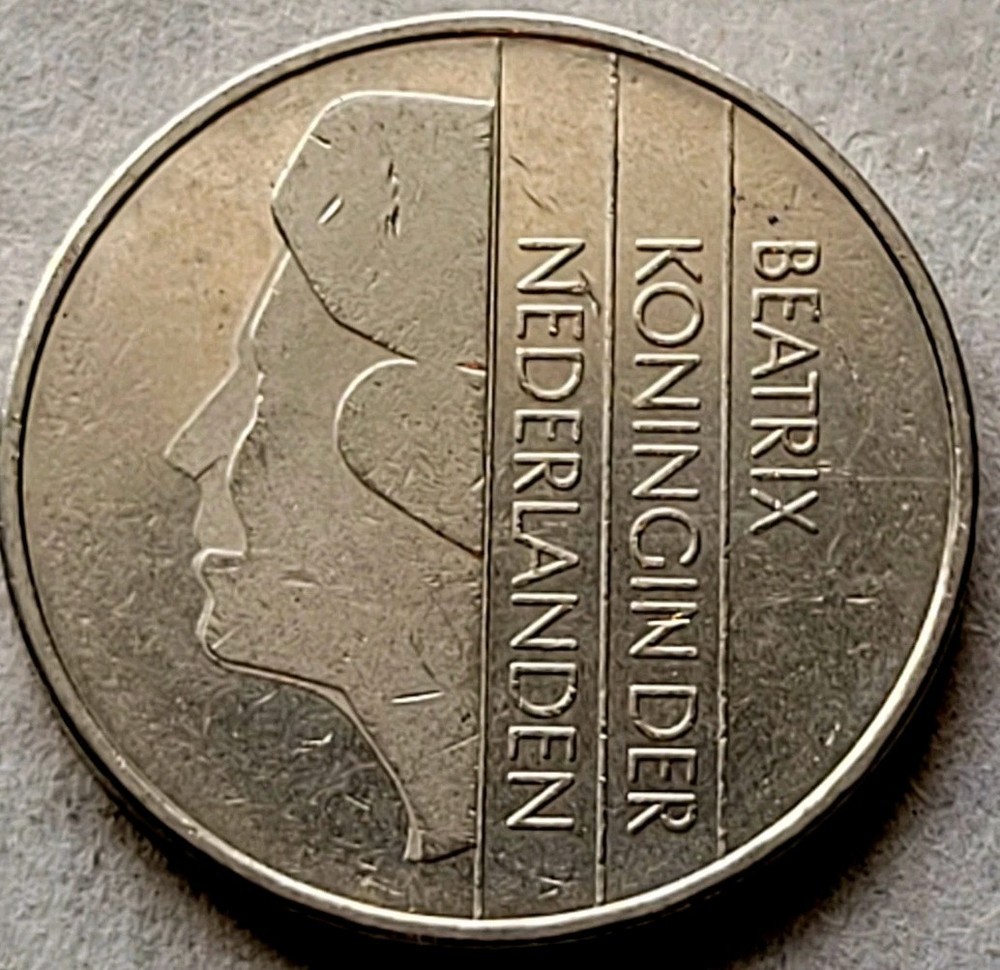 1988 NETHERLANDS 2 1/2 GULDEN