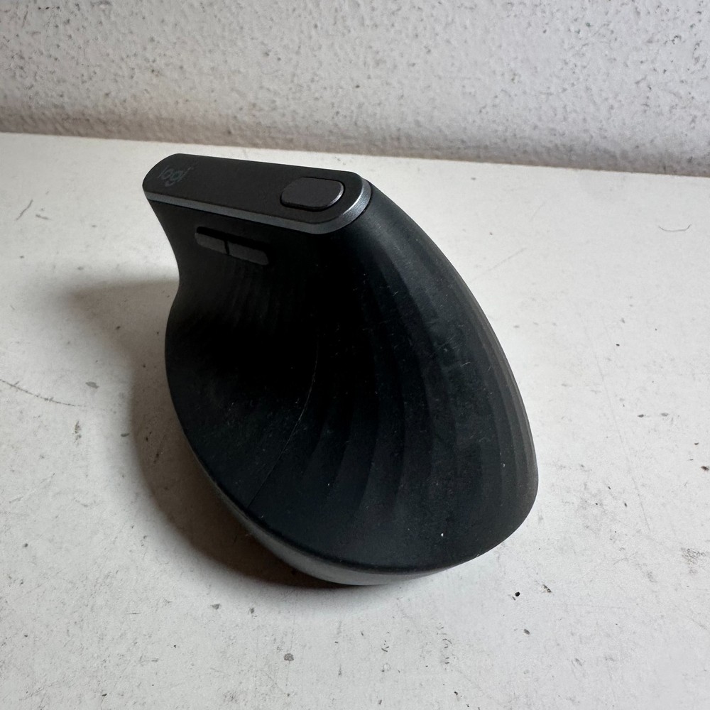 Logitech MX Vertical M-R0074 Graphite USB Ergonomic Wireless Optical Mouse
