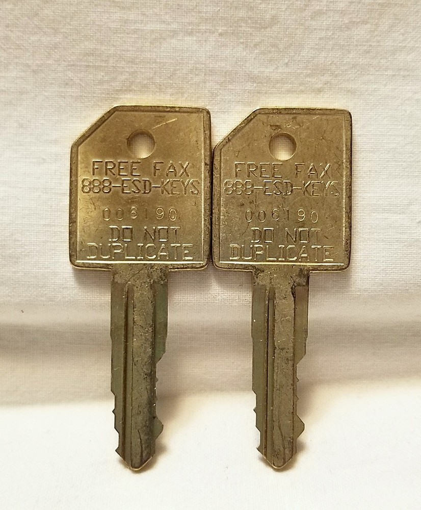 ESD XD Laundry Machine Coin Box and Access Panel Keys  -  Code  006190  -  PAIR