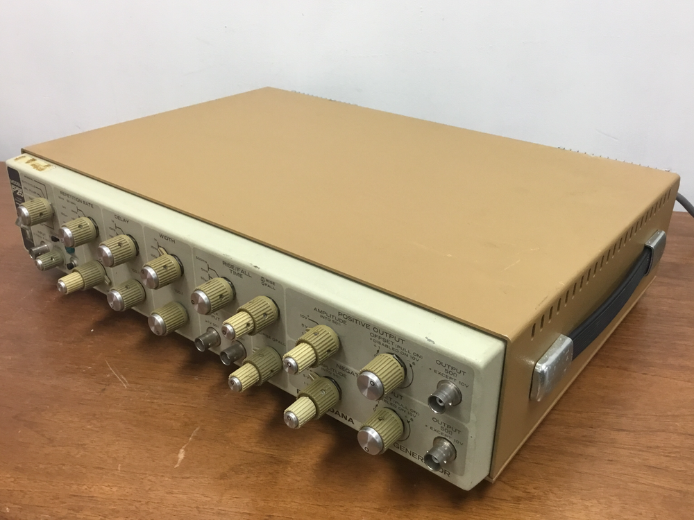 Racal Dana - P25 - Pulse Generator